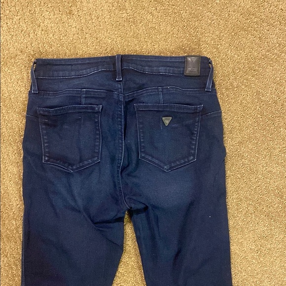 Stylish Women's Blue Jeans - Picture 4 of 5